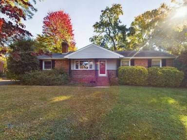 Main picture of 2619 Traymore Rd