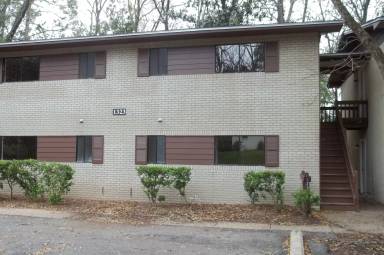 Main picture of 1325 Charlotte St
