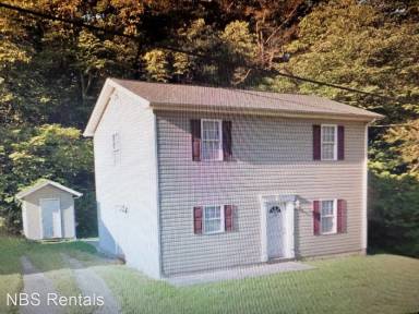 Main picture of 224 Rocky Hill Rd