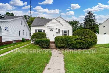 Main picture of 919 Brookley Blvd