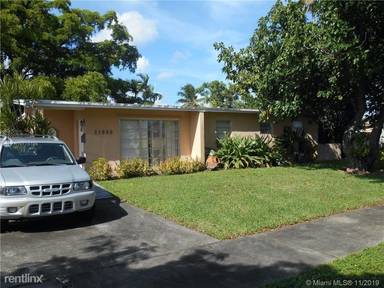 Main picture of 11065 SW 52nd Dr