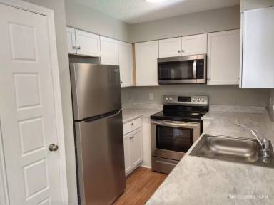 Main picture of 7512 Oak Chase