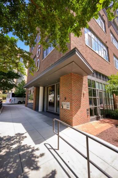 Main picture of 460 New York Ave NW
