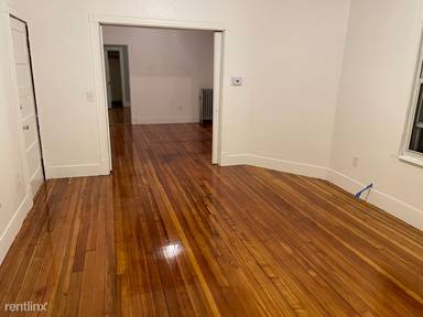 Main picture of 976 Bennington St