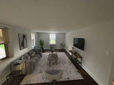 Main picture of 1319 Montgomery Ave