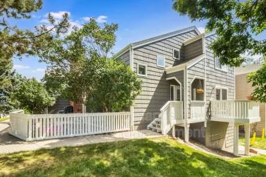 Main picture of 9053 Bear Mountain Dr