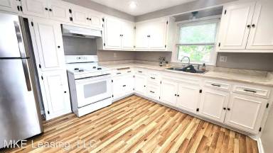 Main picture of 4372 S Kinnickinnic Ave