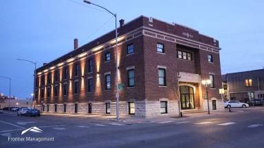 Main picture of 120 N 4th St