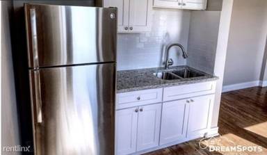 Main picture of 7317-7325 S East End Ave Apartments