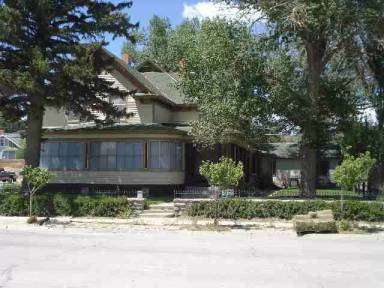 Main picture of 215 W Spruce St