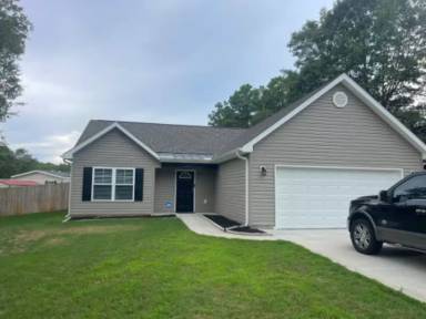 Main picture of 426 Cottage Grove Ln