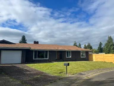 Main picture of 104 Alturas Dr