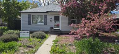 Main picture of 1644 W Reinhart Dr