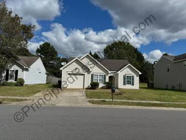 Main picture of 10440 Green Hedge Ave