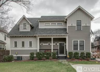 Main picture of 1537 Battlefield Dr