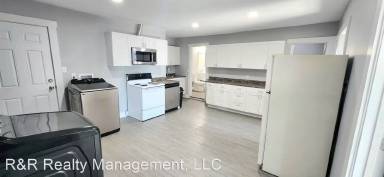 Main picture of 182 Church St