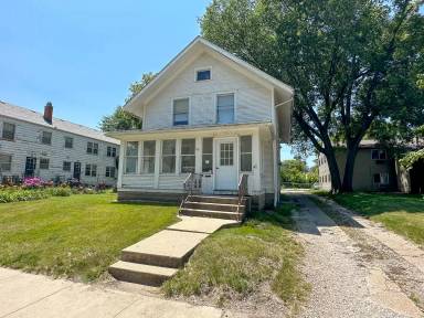 Main picture of 327 Stanton Ave
