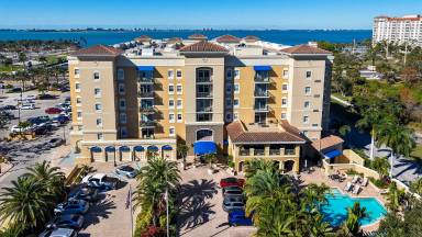 Main picture of Broadway Promenade Condominiums