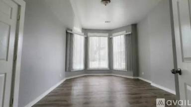 Main picture of 11 S Whipple St