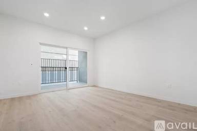 Main picture of 8444 Columbus Ave