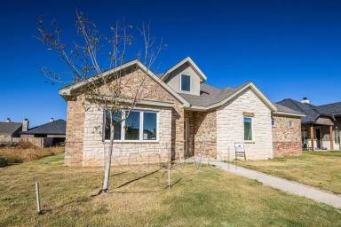 Main picture of 7616 53rd St