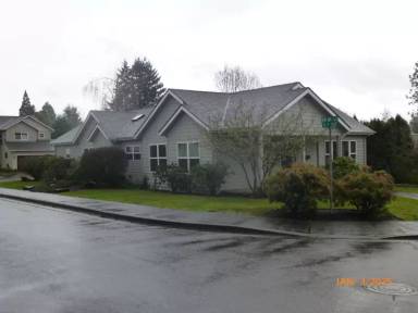 Main picture of 3674 13th Ave SE