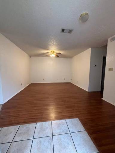 Main picture of 3739 Hulen Park Cir