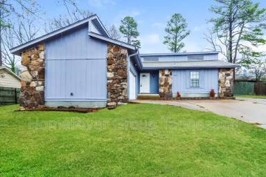 Main picture of 5704 Remsen Ave