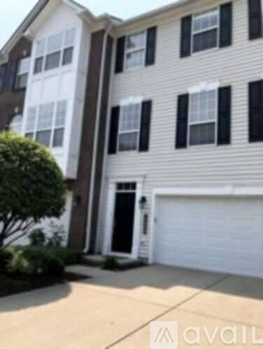 Main picture of 11940 Esty Way