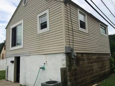 Main picture of 401 Kenyon Ln
