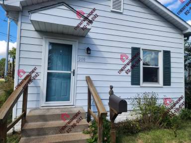 Main picture of 200 Van Dusen Ave