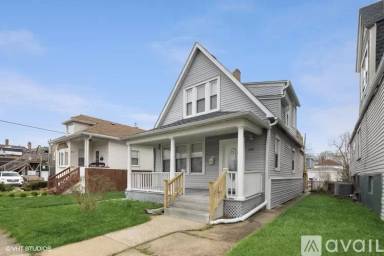 Main picture of 1181 S Humphrey Ave