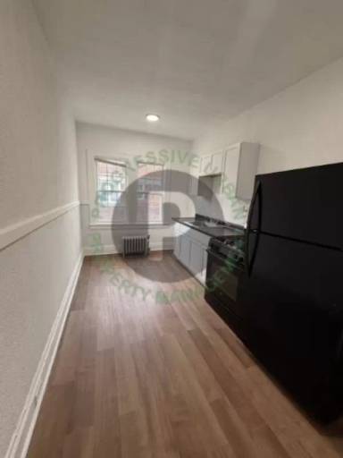 Main picture of 2654 N Moreland Blvd