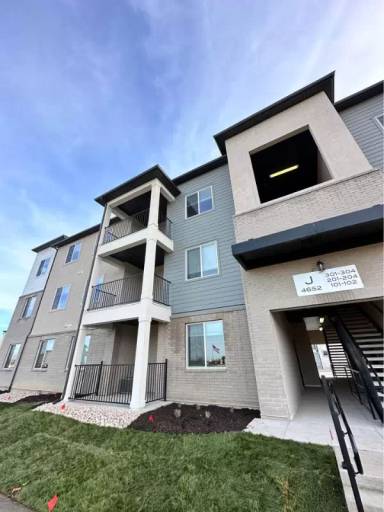 Main picture of 4652 W Proximo Dr