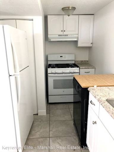 Main picture of 32 S 7th St
