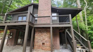 Main picture of 81 Rebel Ridge Rd