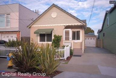Main picture of 648 1st Ave