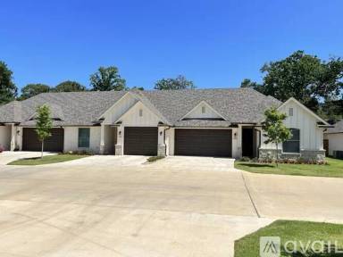 Main picture of 8406 Cambridge Rd