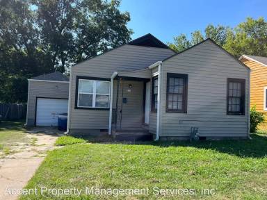 Main picture of 824 N Florence Ave