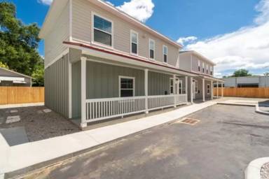 Main picture of 622 NW 3rd Ave