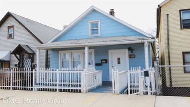 Main picture of 9128 S Baltimore Ave