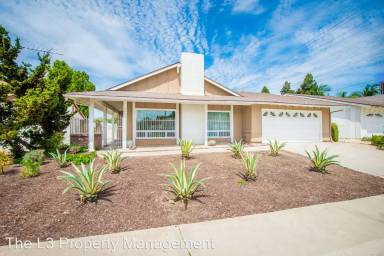 Main picture of 3493 Fuchsia St