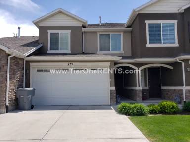 Main picture of 923 Berkeley Dr