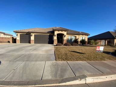 Main picture of 1236 W 2190 South Cir