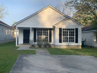 Main picture of 3007 Ainsley Ct