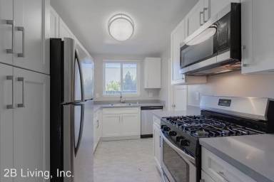 Main picture of 2709 Fruitvale Ave