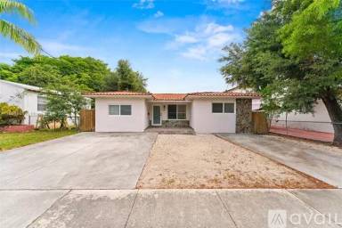 Main picture of 2311 SW 2nd St