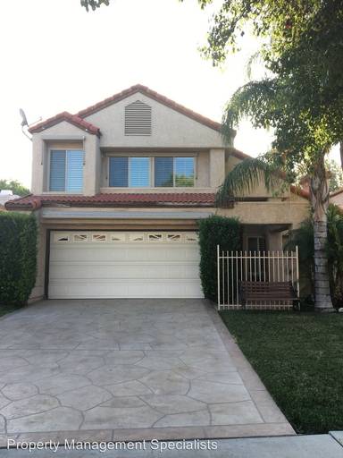 Main picture of 2096 Pullman Ave