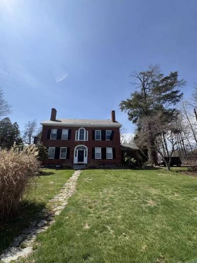 Main picture of 410 Old Montague Rd