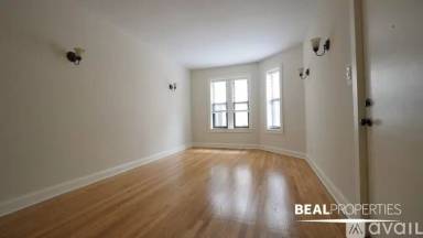 Main picture of 4040 N Ashland Ave